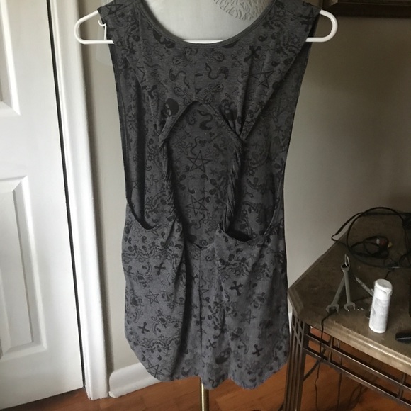 Cool punk muscle tee - Picture 2 of 2