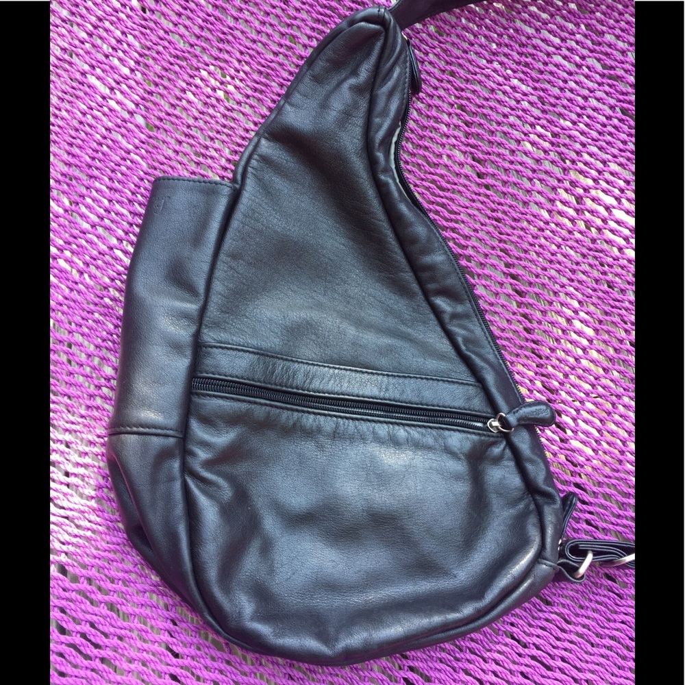 Ameribag in black genuine leather