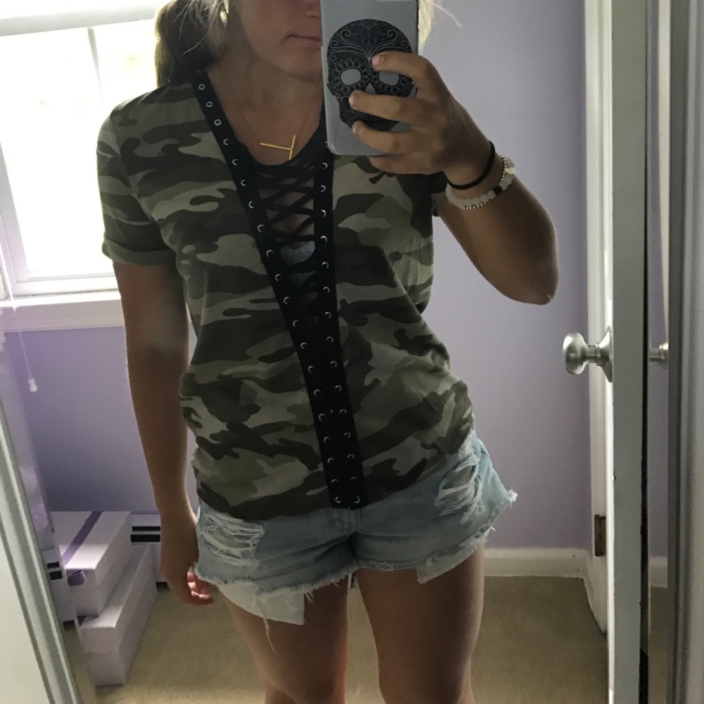 Camo Lace up T- shirt
