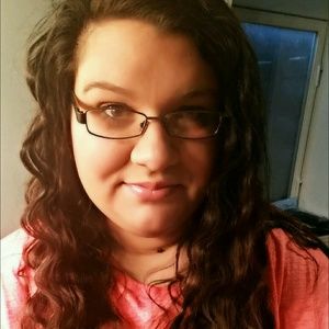 Meet your Posher, Kaitlin