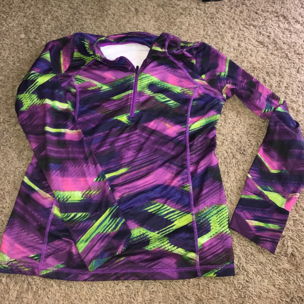 ✴️ Long-Sleeve Athletic Jacket