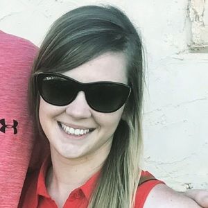 Meet your Posher, Katelyn