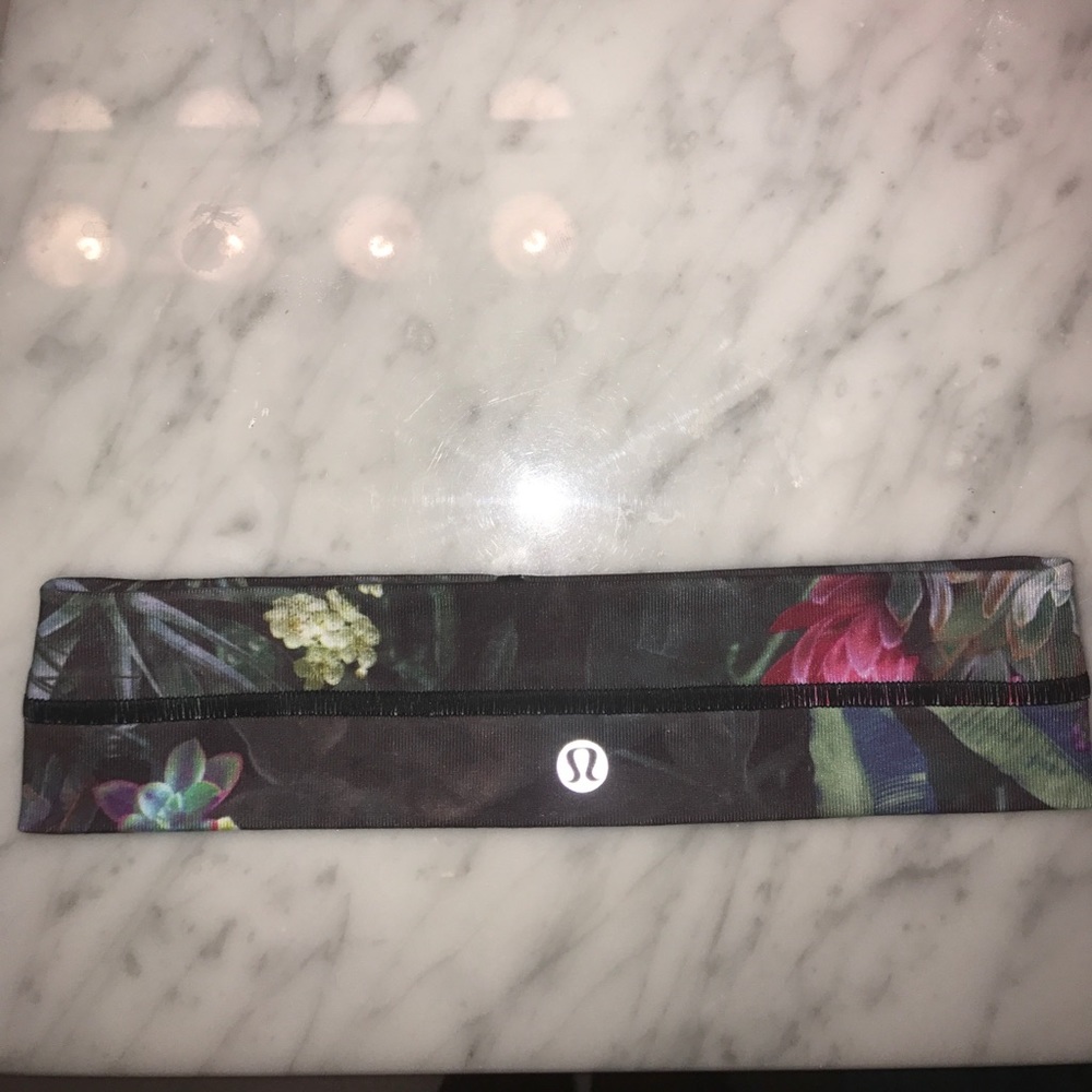 lululemon headband!