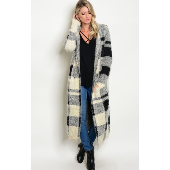 The O Boutique Jackets & Blazers - •LAST 1• Black & Cream Plaid Fuzzy Jacket Duster