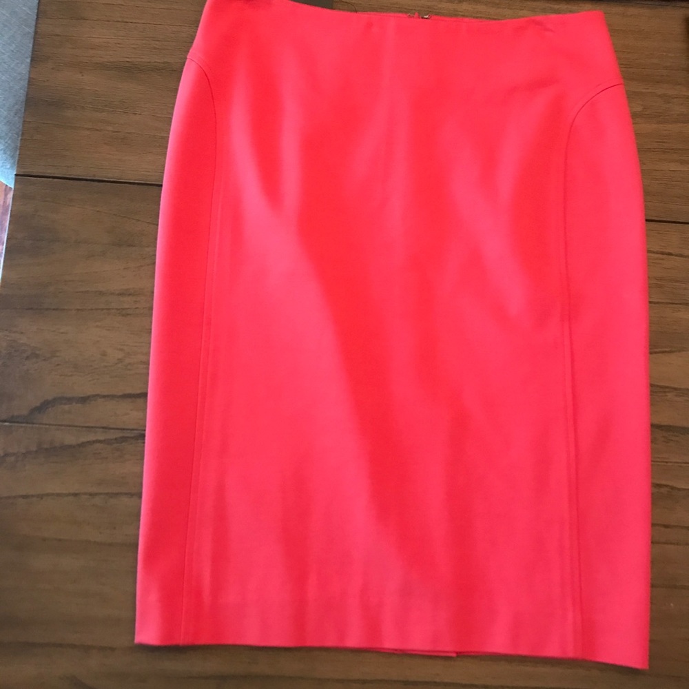 ❤️Smart Talbot Skirt in Beautiful Coral! Well Made