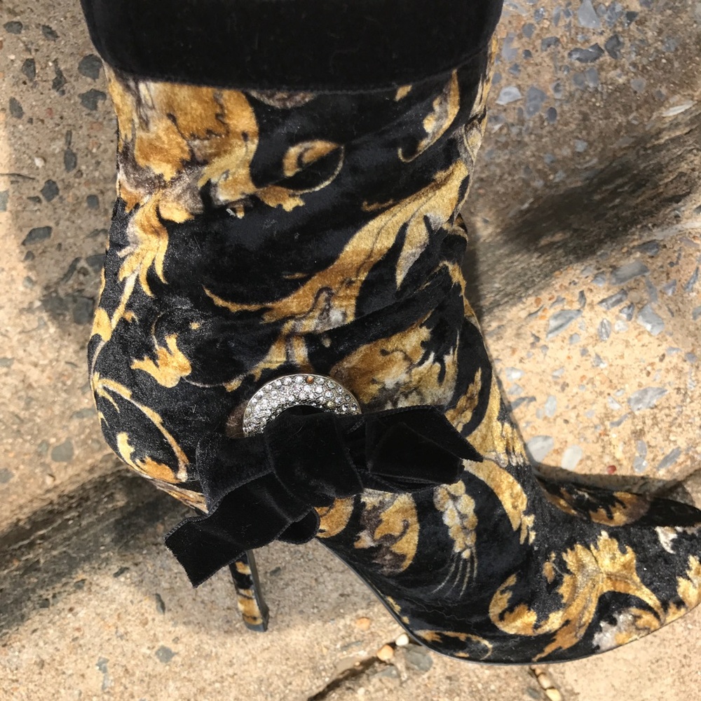 Cute Italian Boots