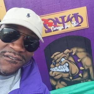 Meet your Posher, Essej