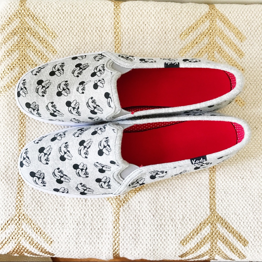 Minnie Mouse Triple Decker Slip On - Picture 3 of 6