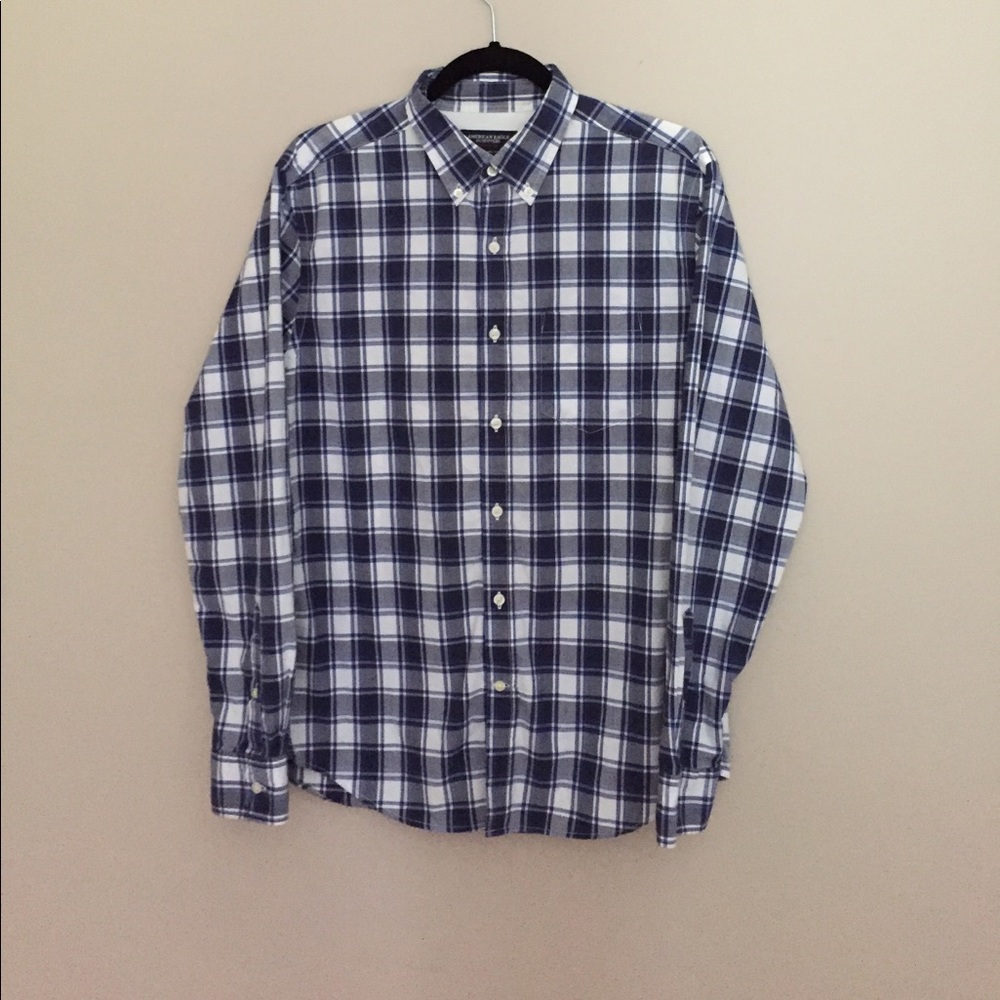 American Eagle Button Down