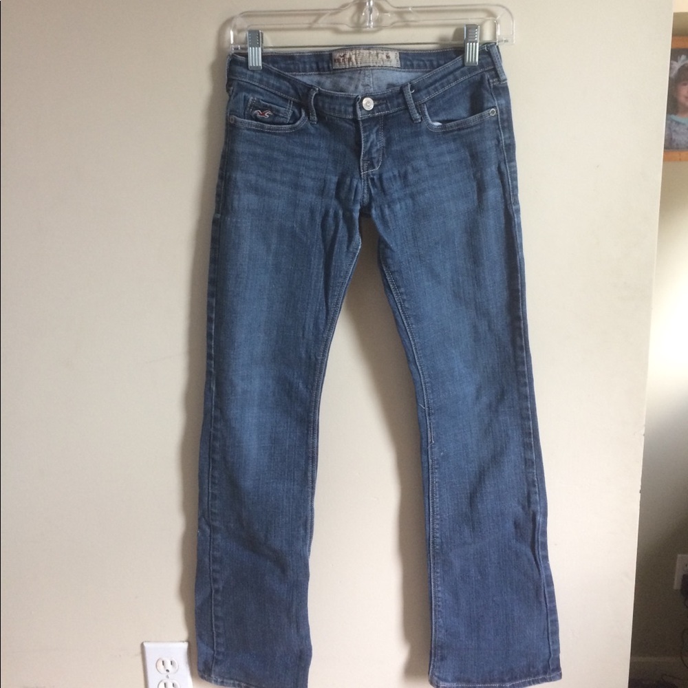 Dark-wash Hollister jeans!