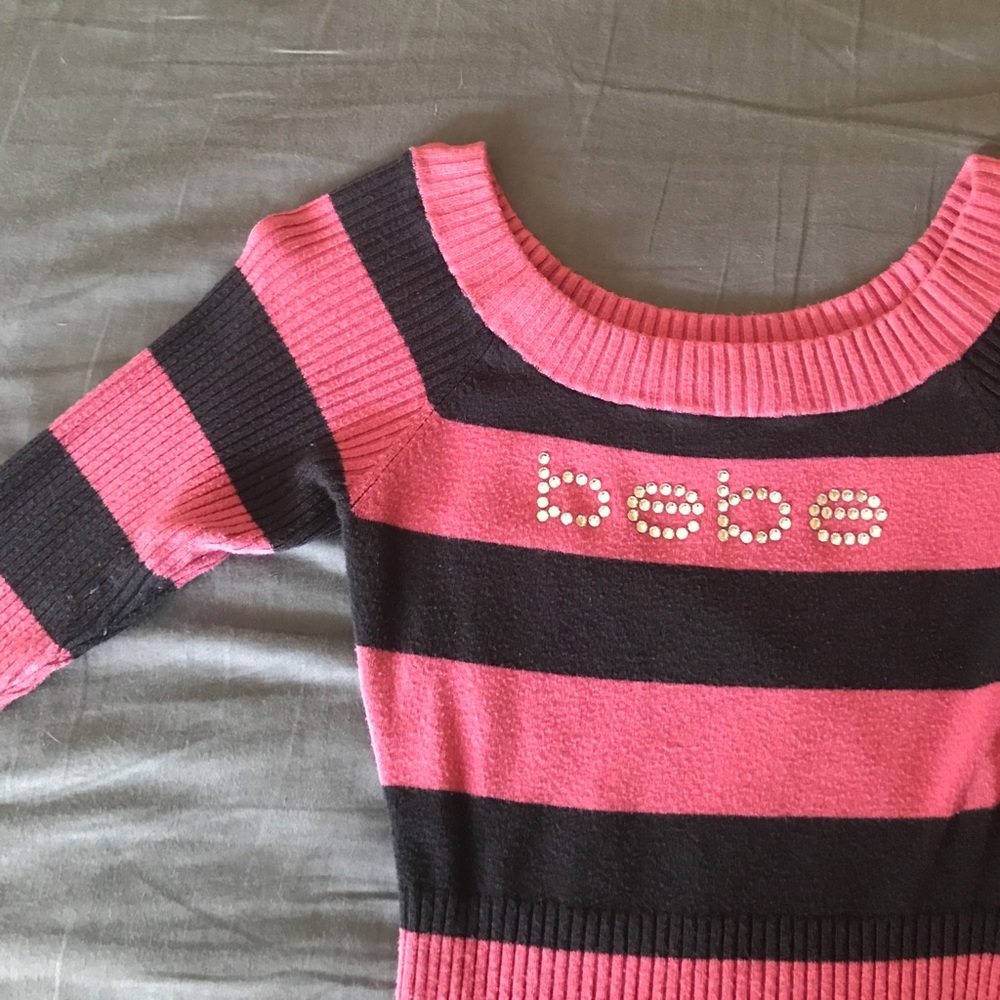 bebe 3/4 sleeve scoop neck sweater