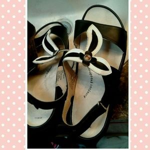 Drew Shoes Barefoot Freedom "Alana" in Black