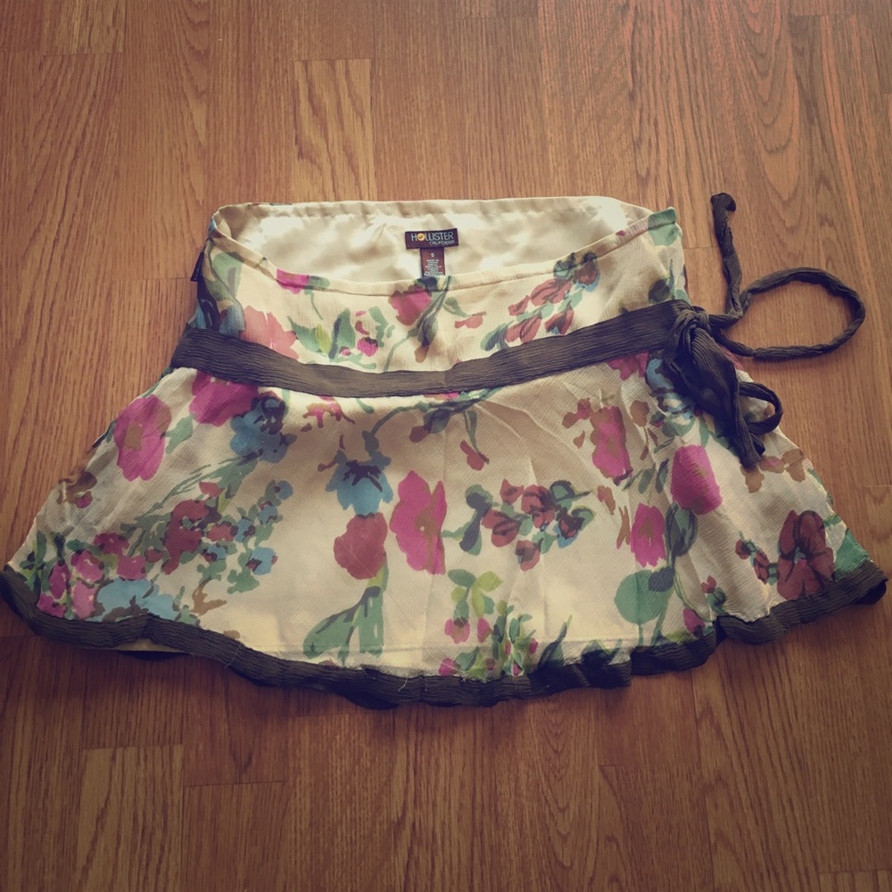 Hollister Floral Skirt