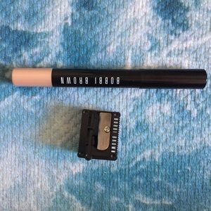 Bobbi Brown Illuminating Concealer Pencil
