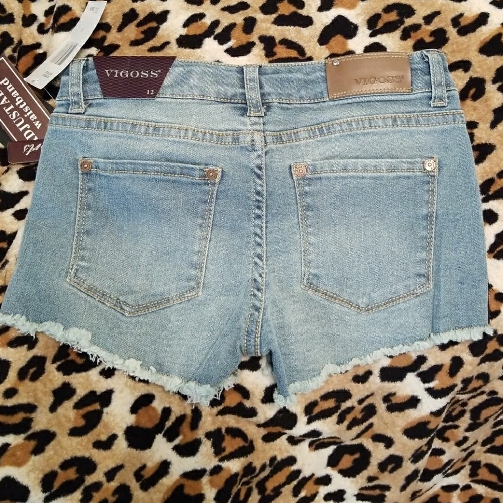 Jean shorts - Picture 2 of 3