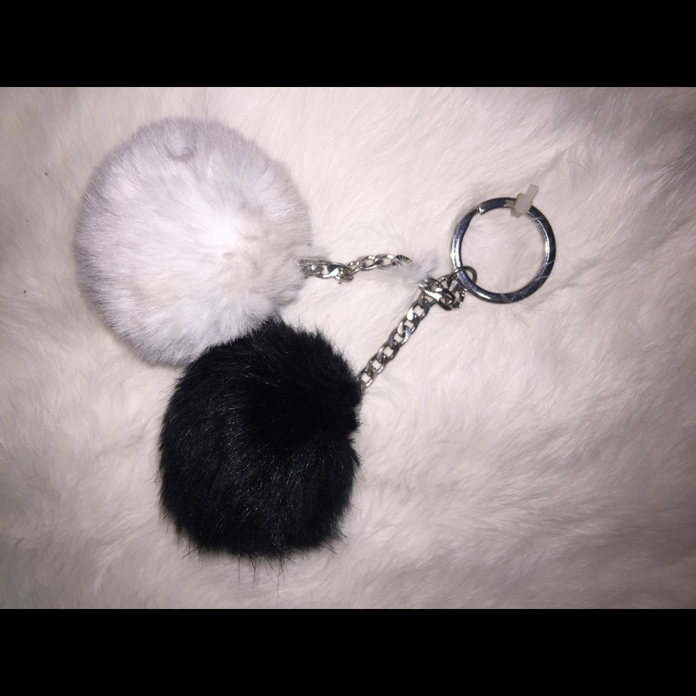 Puffy ball key chain