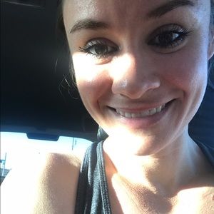 Meet your Posher, Whitney