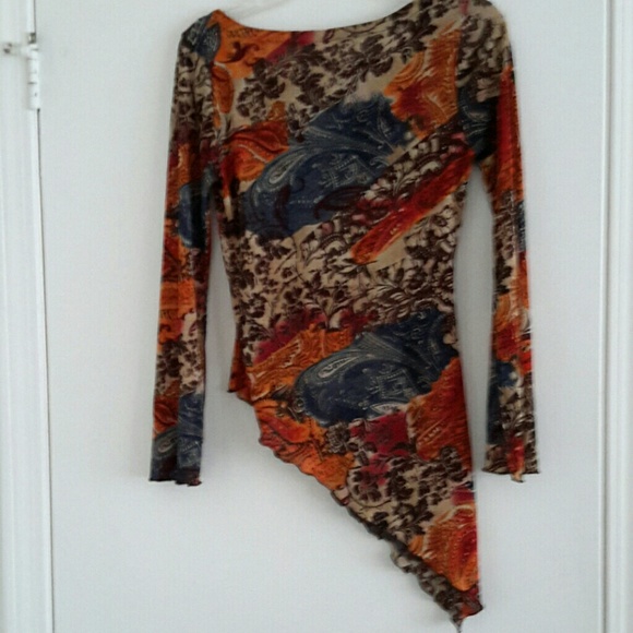 Asymmetrical multi color Top  by Finesse size 6-8 - Picture 4 of 5