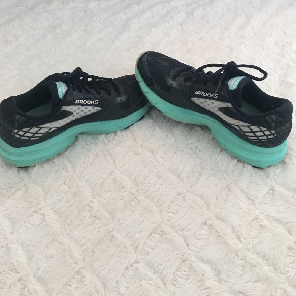 Brooks Launch 3 Running Shoes