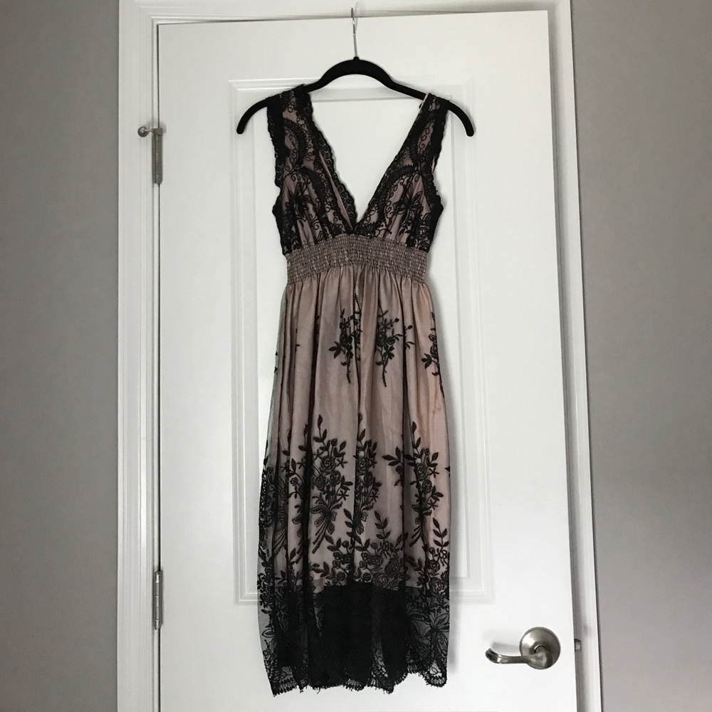 NWT Deep V (front & back!!) lace dress