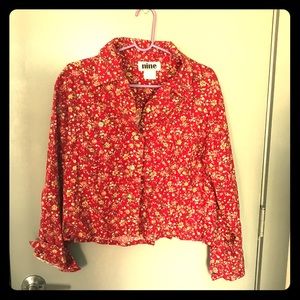 Cute vintage M cropped button up