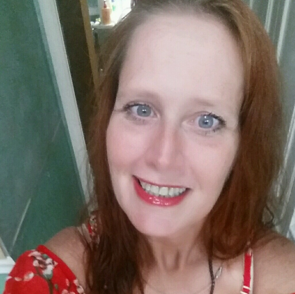 Meet your Posher, Moira