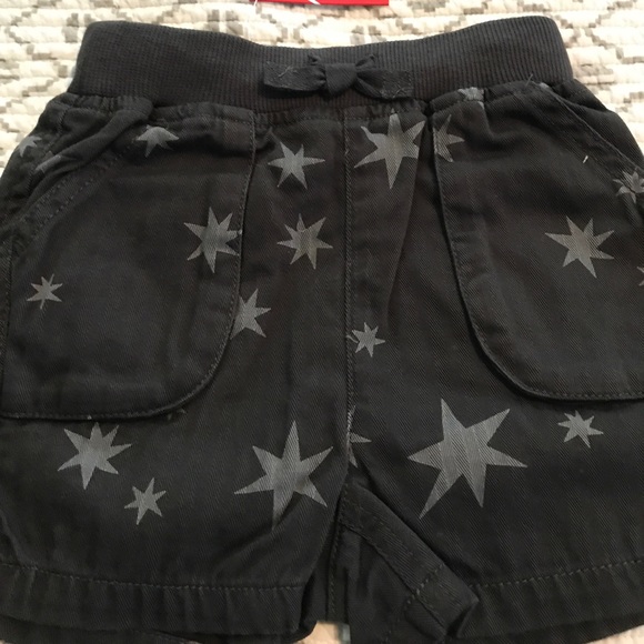 Hanna Andersson Baby Shorts - Picture 2 of 4
