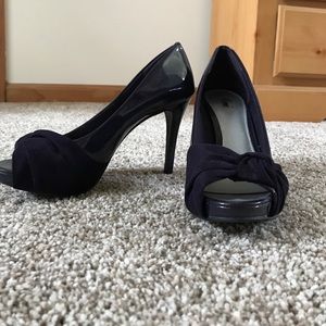 Eggplant peep toe