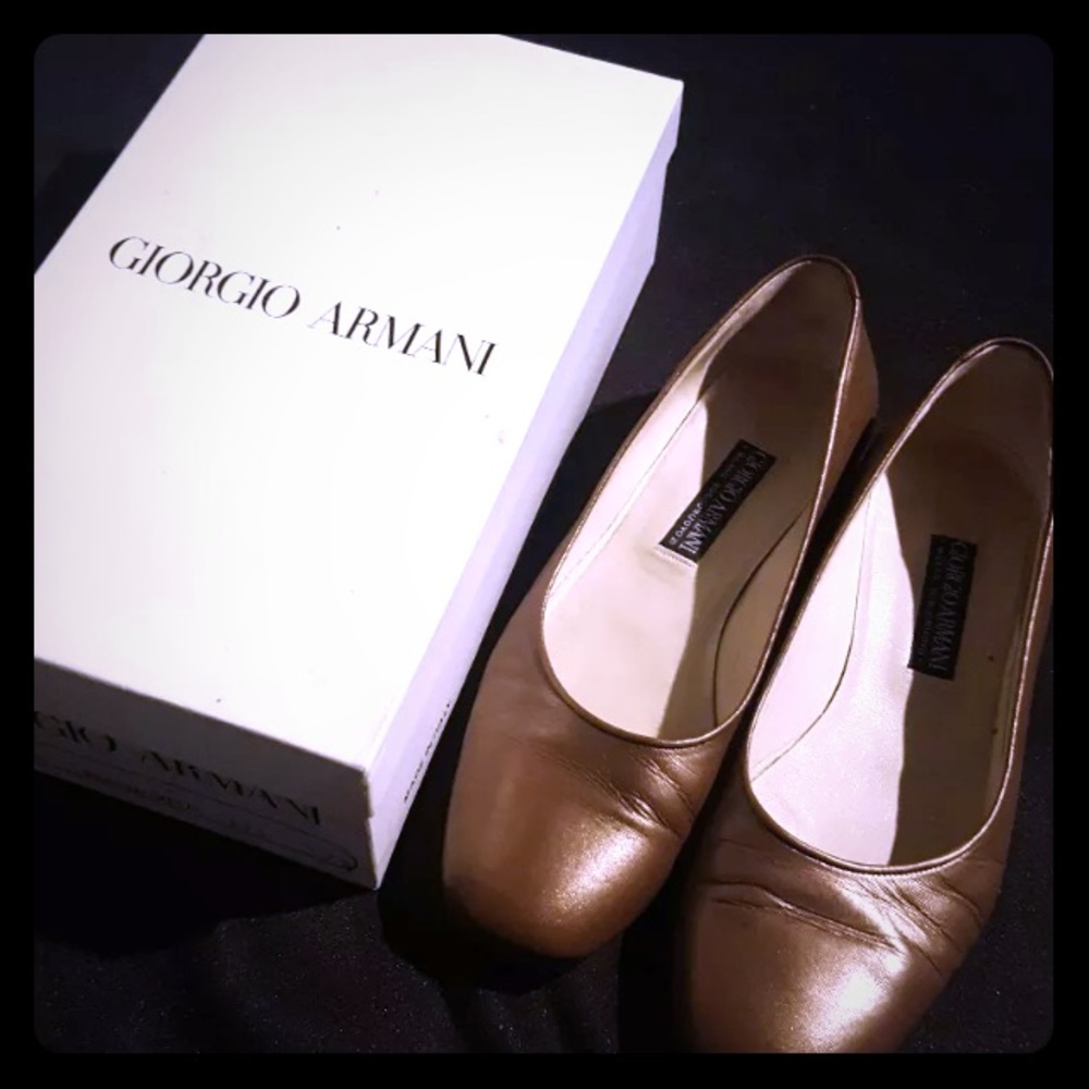 Giorgio Armani Gold Sandals 37 1/2 7.5