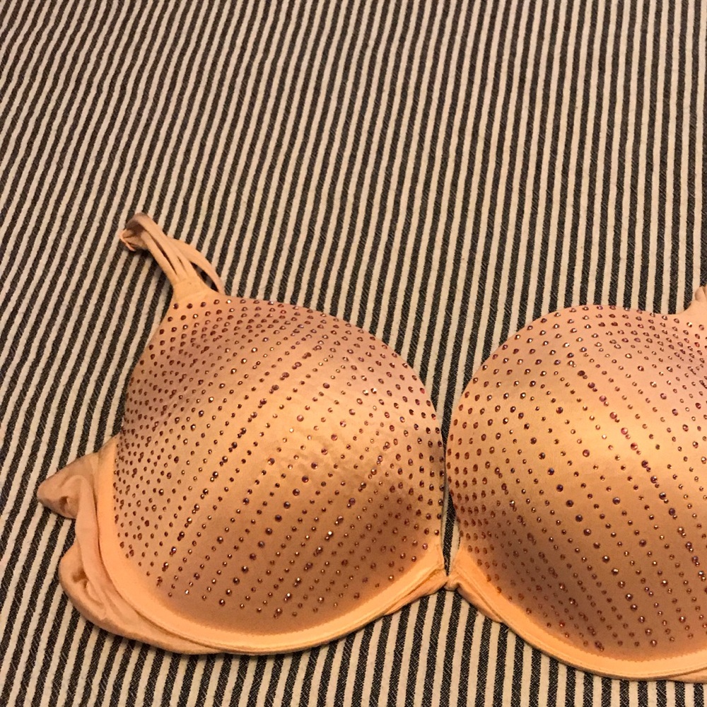Pink Victoria Secret Bra with Rhinestones 36DD.