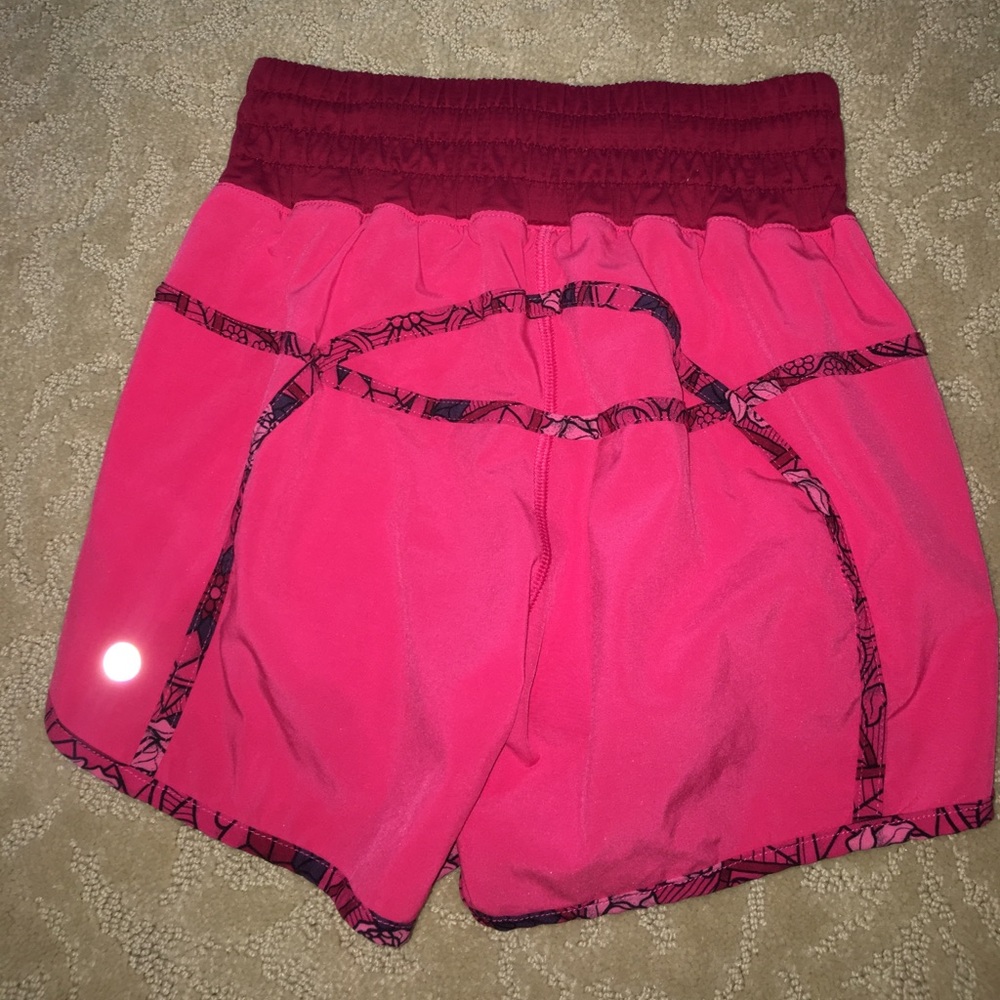Lululemon tracker shorts