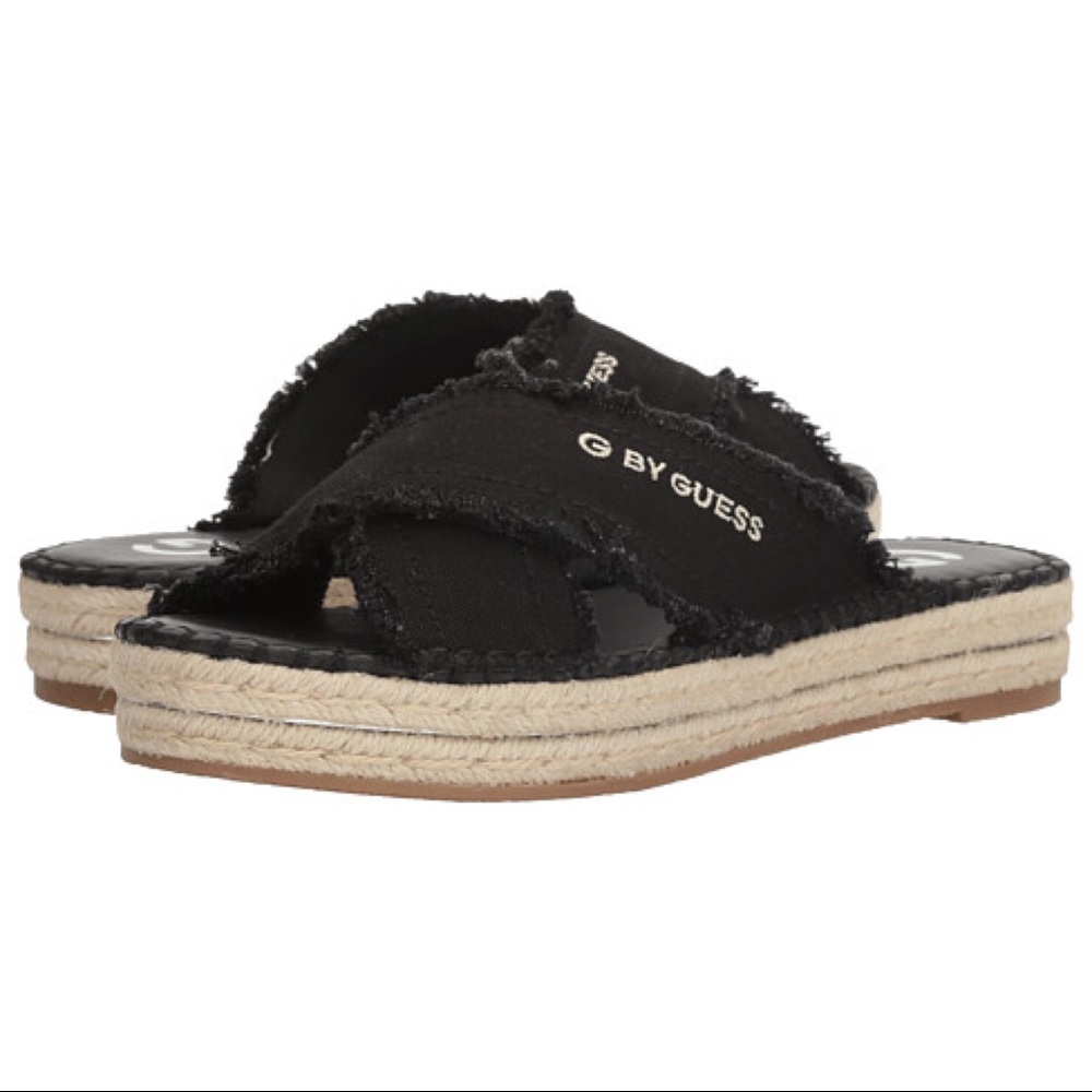 ❗️1 LEFT❗️NWOT, G by Guess Kansas Frayed Sandals