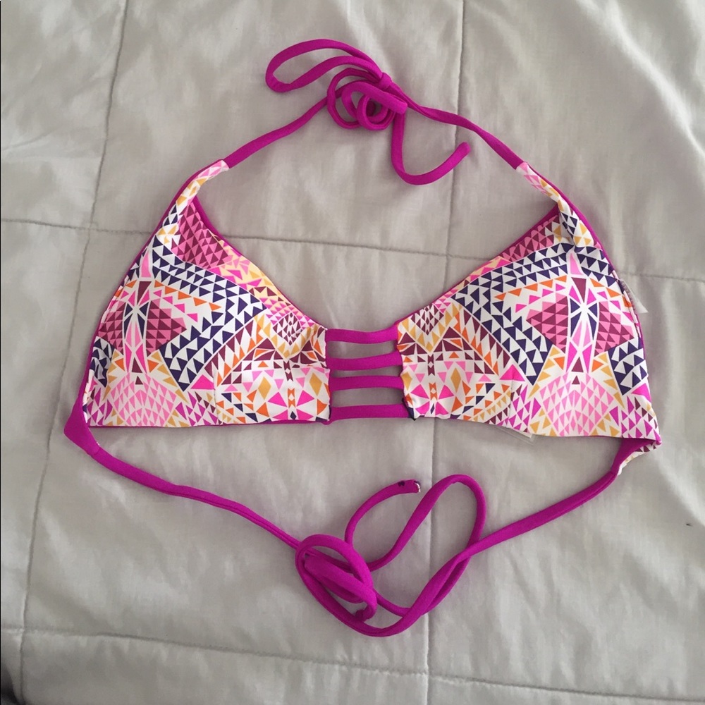 Khongboon bikini top