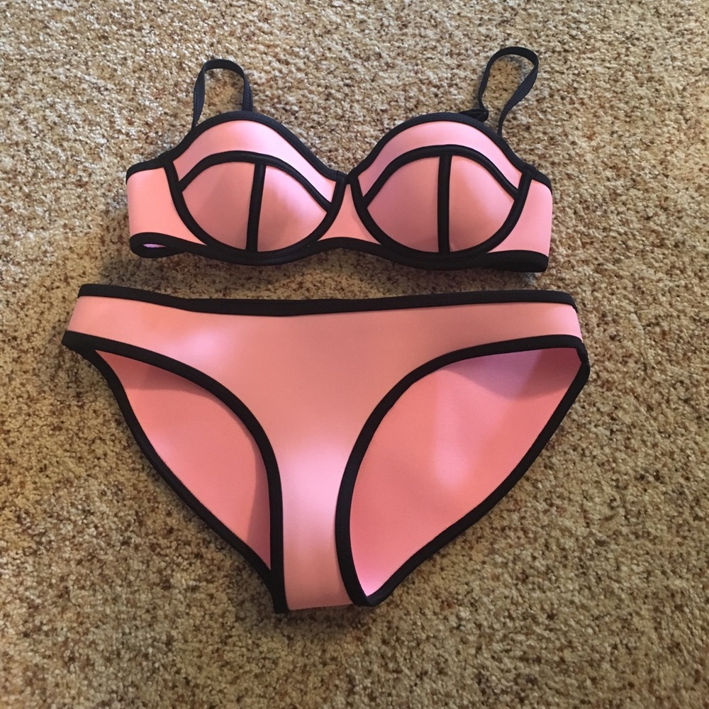 Triangle two piece