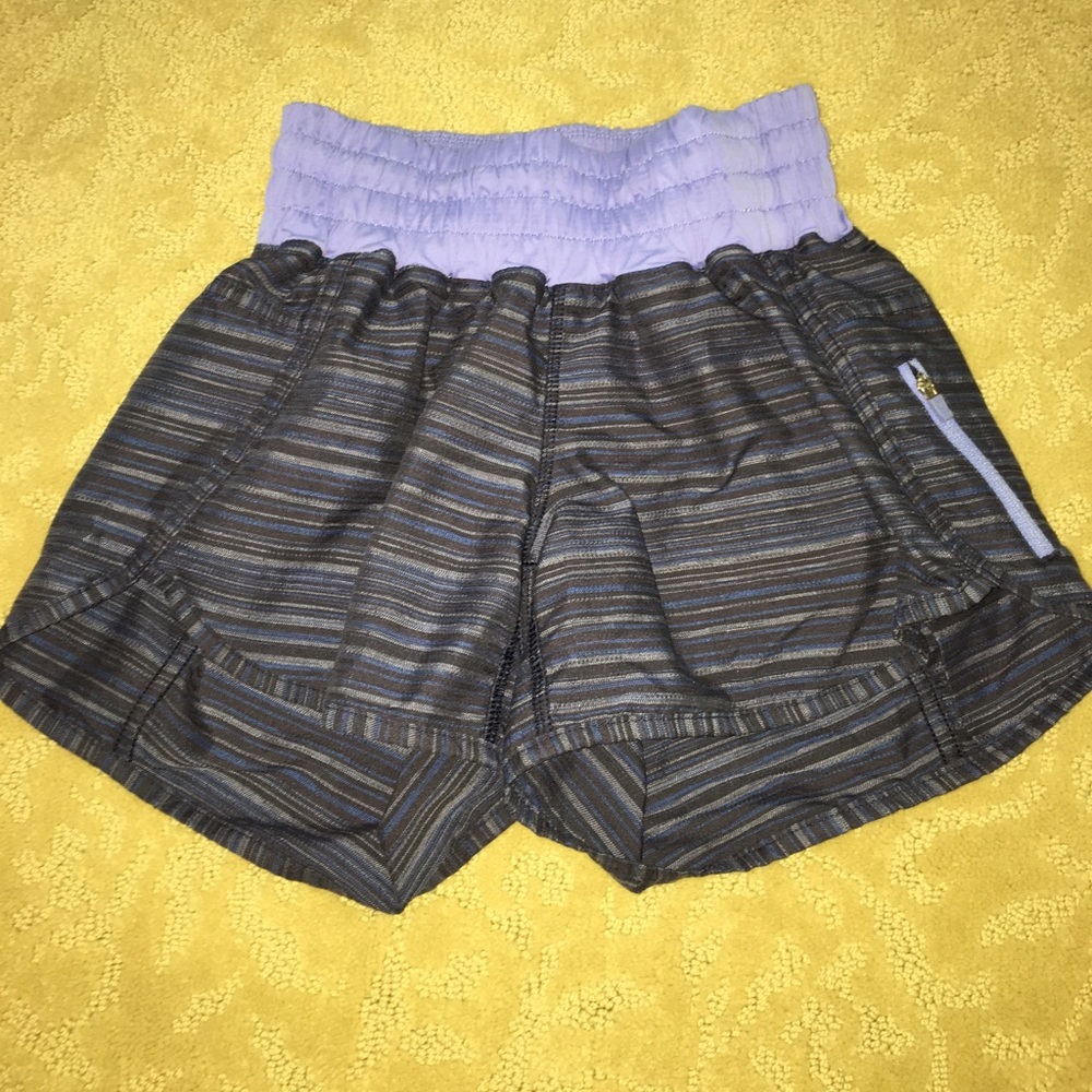 Lululemon tracker shorts