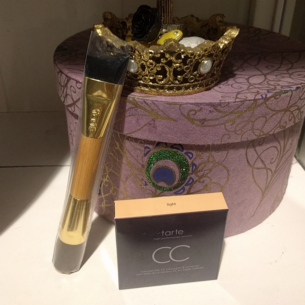 Tarte CC colored clay concealer vegan amazin brush