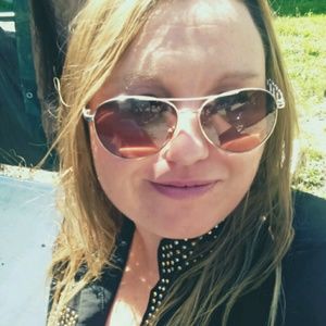 Meet your Posher, Katrina