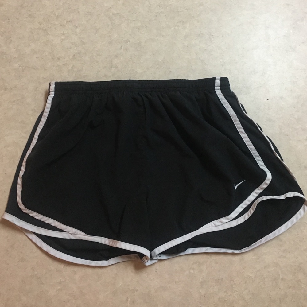 Black Nike shorts