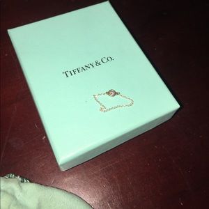 REDUCED**Tiffany & co diamond ring Elsa Peretti.