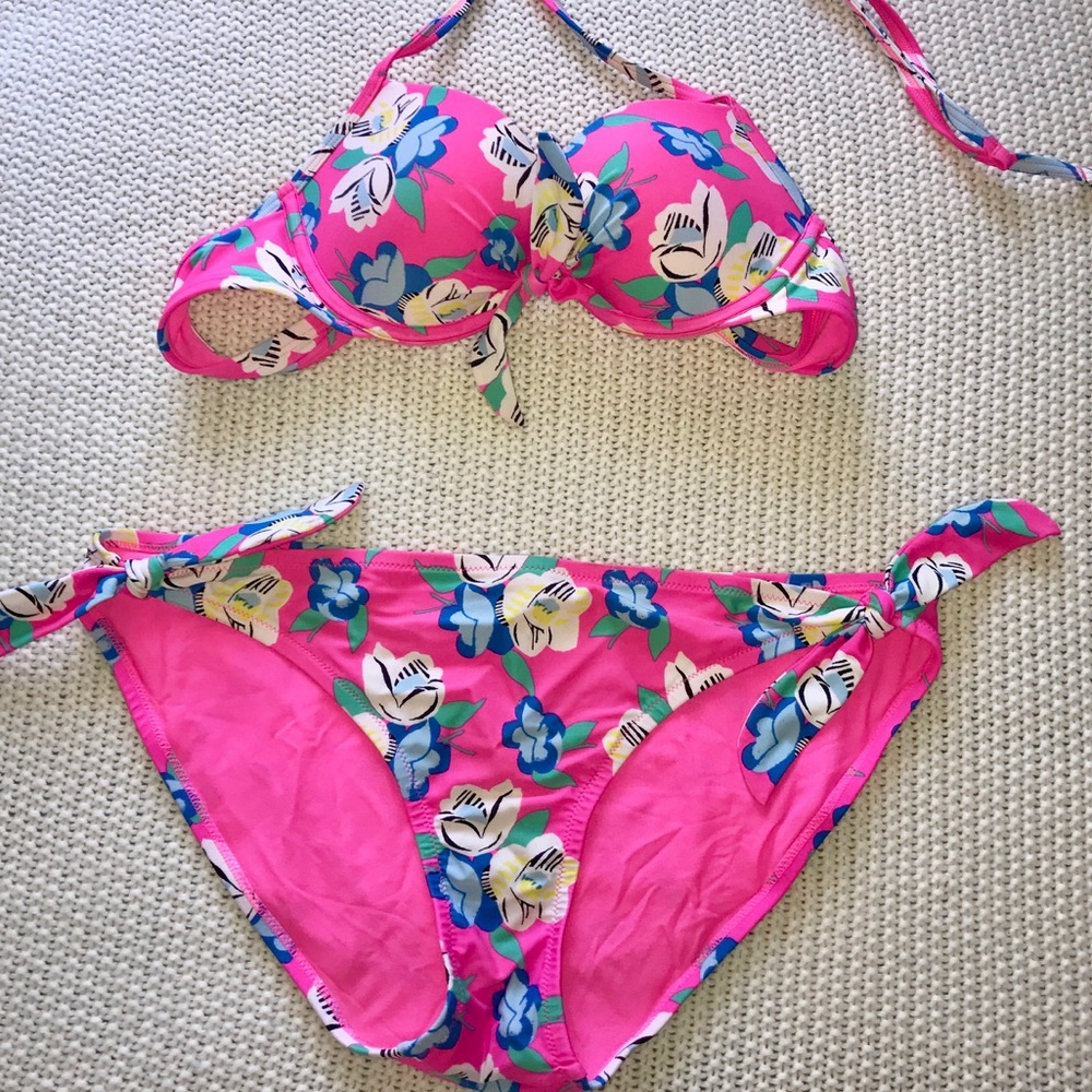 🌸Host Pick🌸 Aerie Hot Pink Floral Bikini 👙