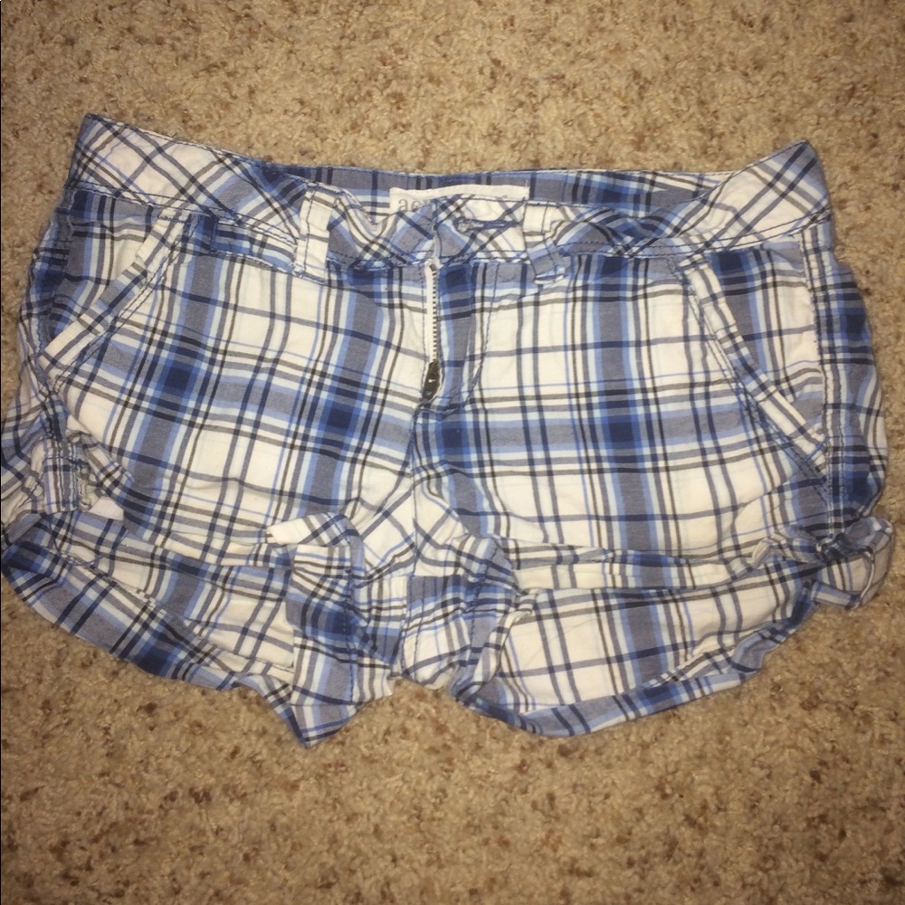 Aeropostale blue stretch plaid shorts