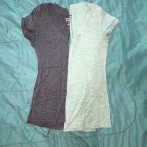 2 v-necks
