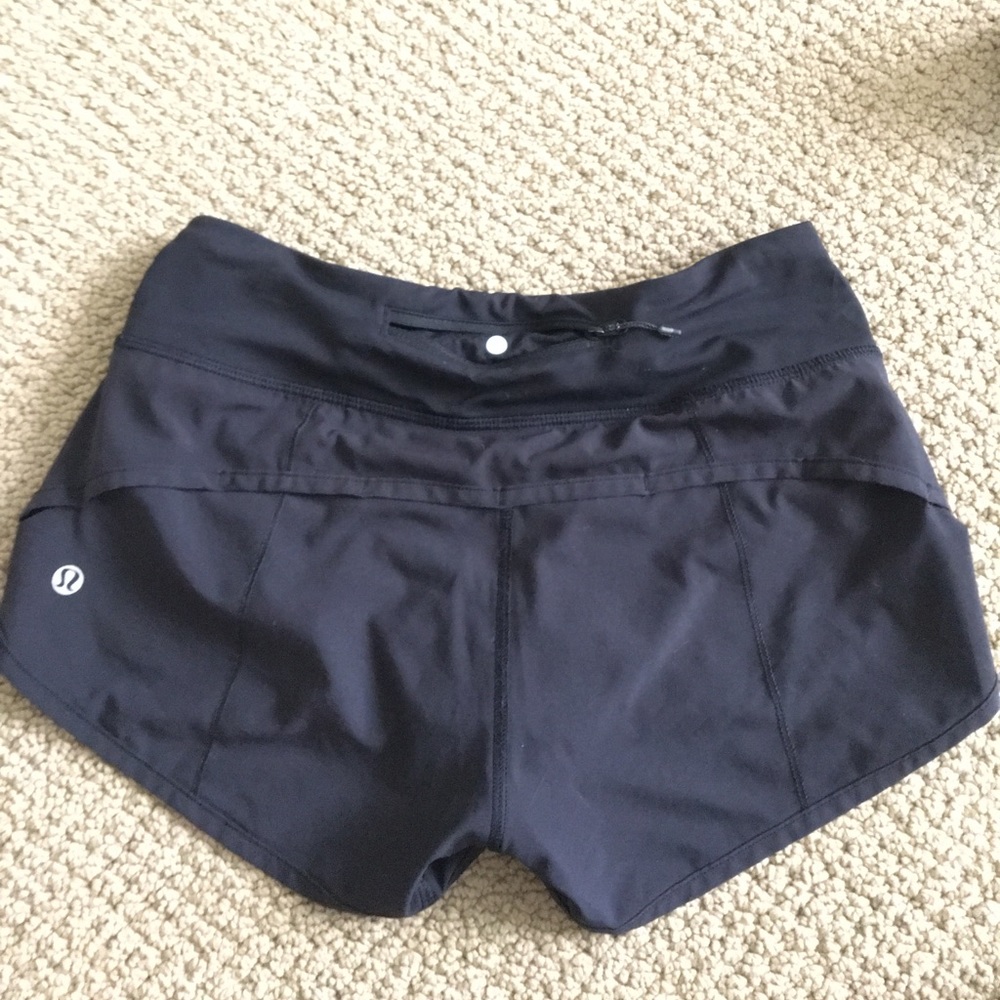 ❗️SOLD❗️Lululemon Speed Shorts sz2