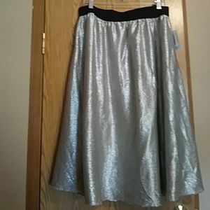 LulaRoe - Elegance Collection XL Lola