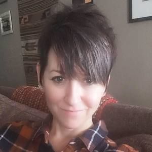 Meet your Posher, Angeline