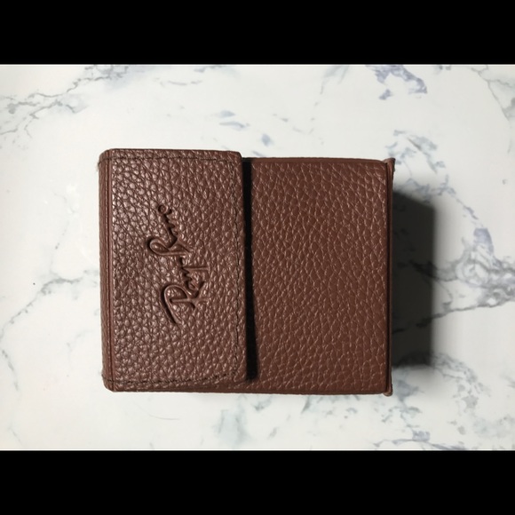 Ray-Ban Folding Wayfarer Tortoise Sunglasses - Picture 5 of 5