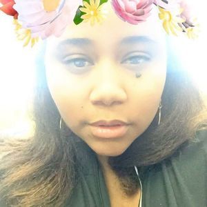 Meet your Posher, Candy