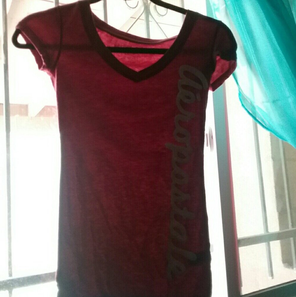 Aeroposle red basic fitted shirt