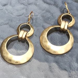 ✨Jones New York✨gold, dangle earrings