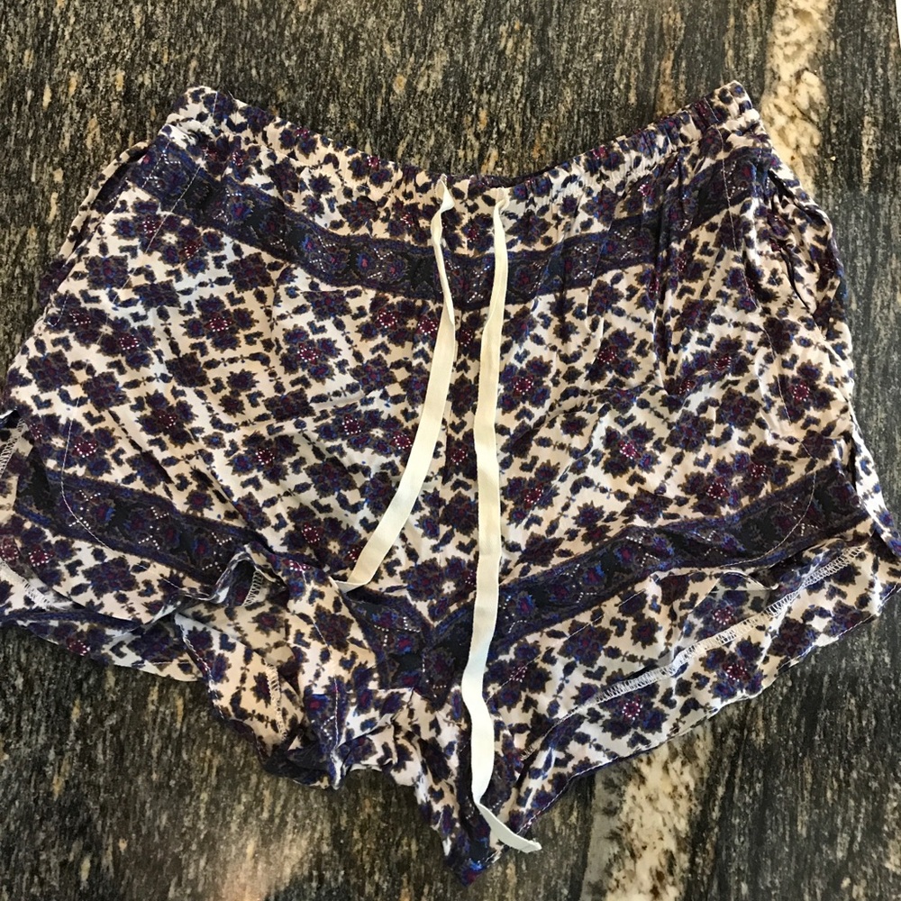 Brandy Melville Ruffle Short